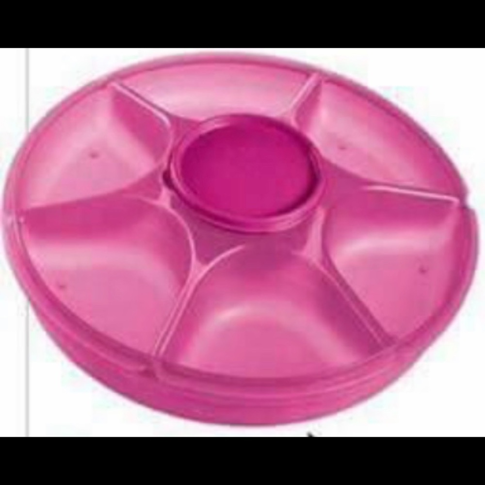 Tupperware Serving Center Set